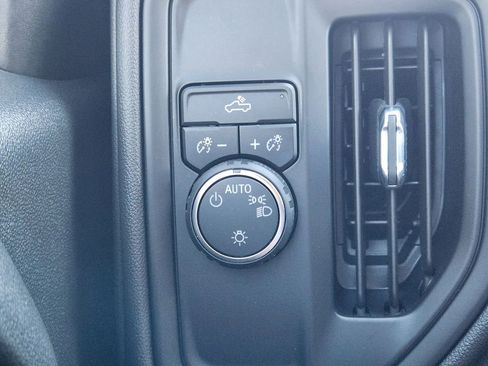 Certified 2023 Chevrolet Silverado 1500 Custom image 22