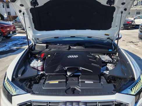 Used 2023 Audi Q8 Premium Plus w/ Premium Plus Package image 19