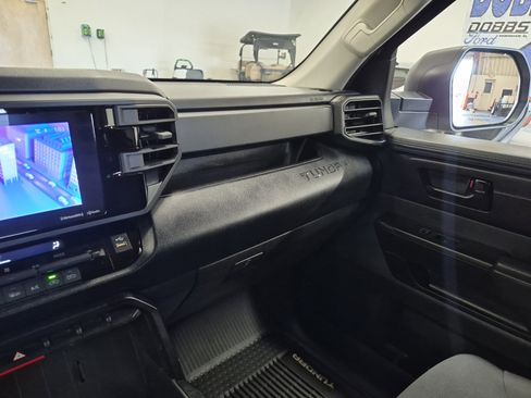 Used 2023 Toyota Tundra SR AWD/4WD image 17