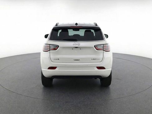 Used 2025 Jeep Compass Limited image 6