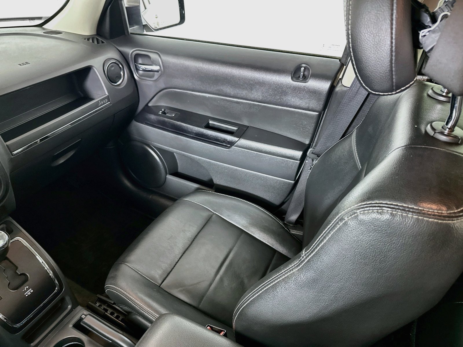 Used 2017 Jeep Patriot High Altitude AWD/4WD image 22