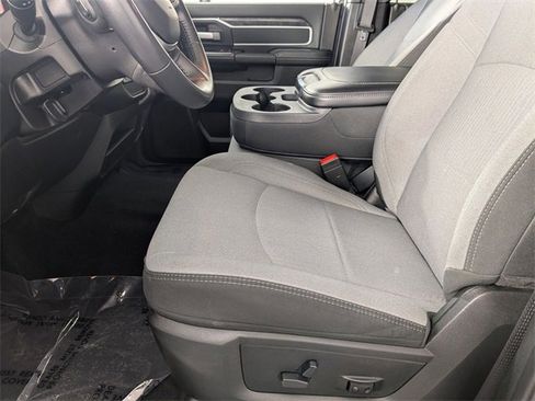 Used 2024 RAM 3500 Big Horn image 12