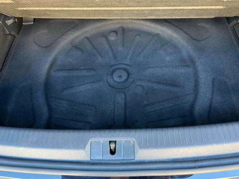 Used 2018 Volkswagen e-Golf SE w/ DC Fast Charging Package image 71