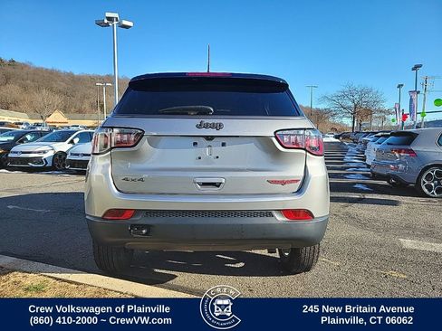 Used 2022 Jeep Compass Trailhawk image 28