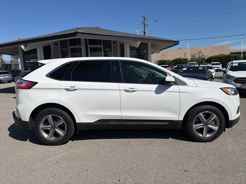 Used 2021 Ford Edge SEL w/ Convenience Package image 8