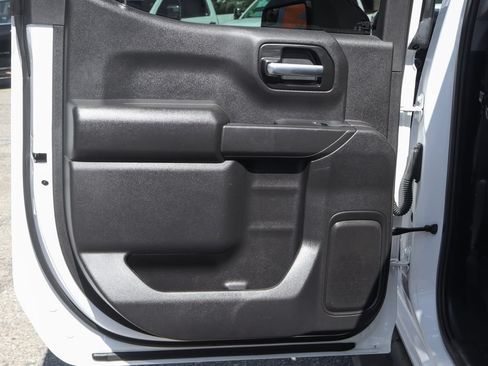 Used 2025 Chevrolet Silverado 1500 Custom Trail Boss w/ Dark Appearance Package AWD/4WD image 41