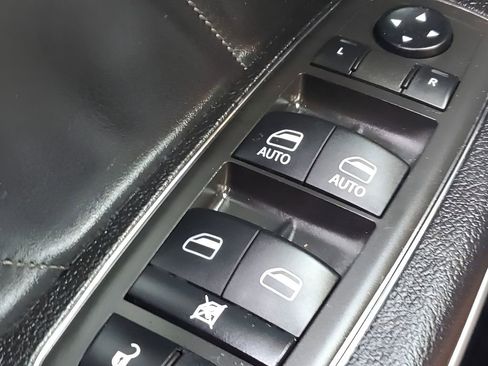 Used 2021 Dodge Charger R/T w/ Plus Group image 34