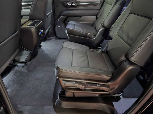 Used 2024 GMC Yukon XL Denali w/ Max Trailering Package image 21