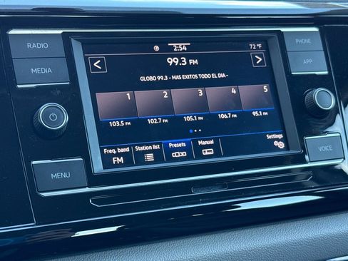 Used 2023 Volkswagen Taos S image 18