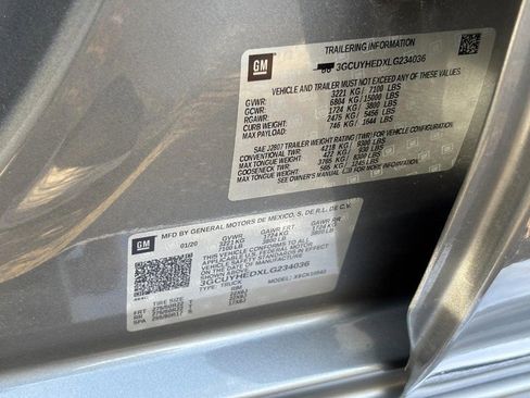 Certified 2020 Chevrolet Silverado 1500 High Country w/ Technology Package image 26