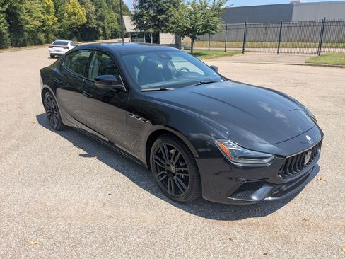Certified 2022 Maserati Ghibli Modena image 8