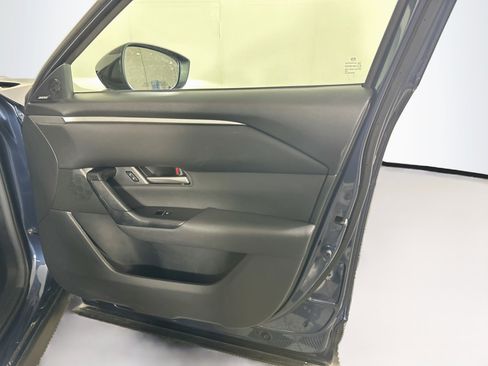 Used 2025 MAZDA CX-50 AWD 2.5 S w/ Premium Package image 33