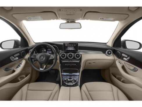 Used 2019 Mercedes-Benz GLC 300 image 8