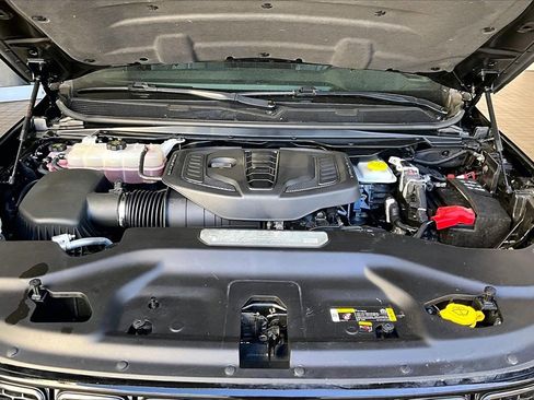 Used 2024 Jeep Wagoneer Series II image 30