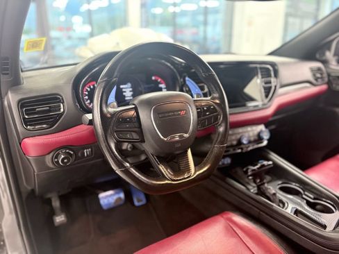 Used 2022 Dodge Durango R/T w/ Blacktop Package AWD/4WD image 16