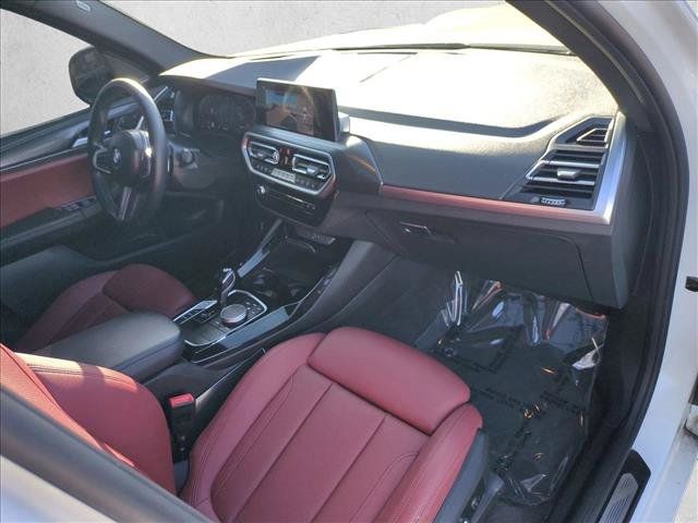 Used 2024 BMW X3 sDrive30i w/ M Sport Package RWD image 24