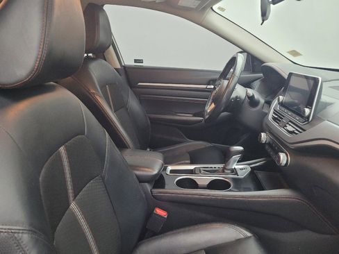 Used 2023 Nissan Altima 2.5 SR FWD image 21