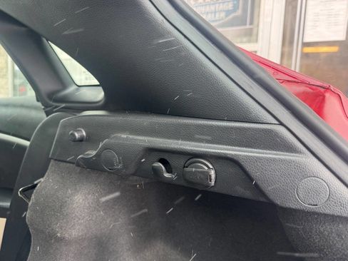 Used 2013 Hyundai Elantra GT w/ Touch & Go Pkg image 18