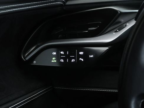 Used 2023 Ferrari SF90 Stradale image 11