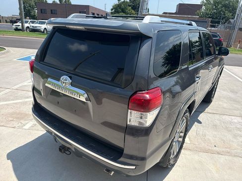 Used 2011 Toyota 4Runner Limited w/ Convenience Pkg AWD/4WD image 13