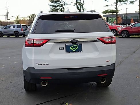 Certified 2021 Chevrolet Traverse RS image 3