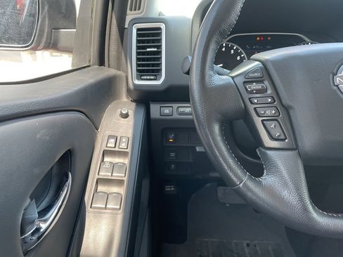 Certified 2024 Nissan Frontier SV w/ SV Convenience Package image 12