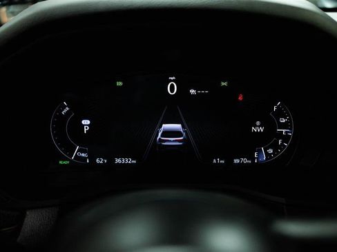 Used 2024 MAZDA CX-90 Plug-In Hybrid w/ Preferred AWD/4WD image 19