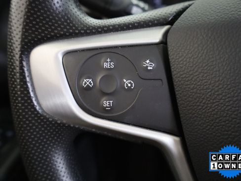 Used 2024 GMC Terrain SLE FWD image 29