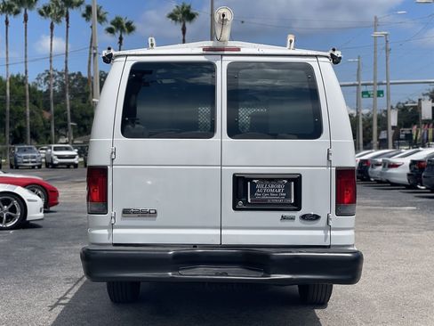 Used 2009 Ford E-250 and Econoline 250 Extended RWD image 8