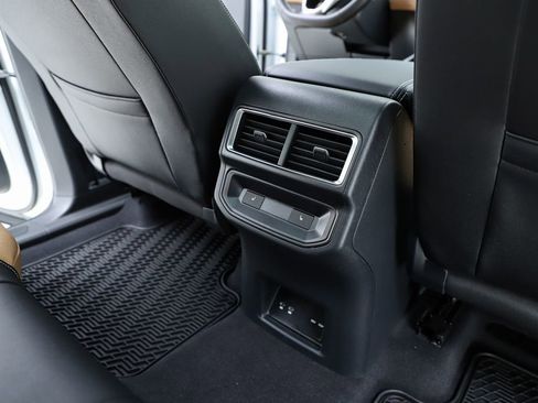 New 2026 Volkswagen Atlas Cross Sport SEL image 39