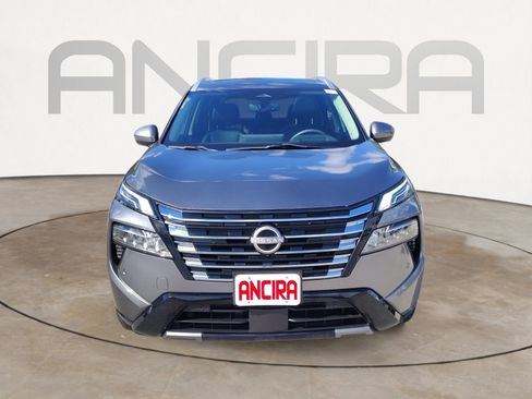 Certified 2024 Nissan Rogue Platinum w/ Platinum Premium Package FWD image 6