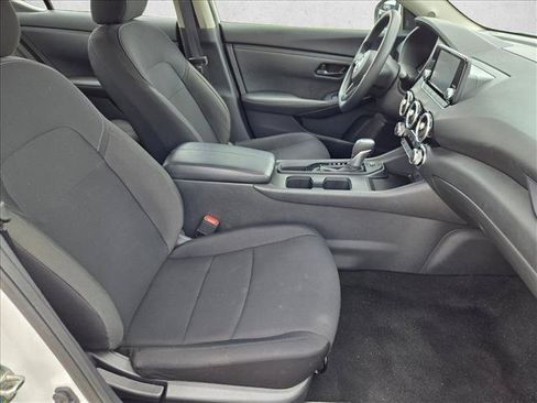 Used 2025 Nissan Sentra S FWD image 19