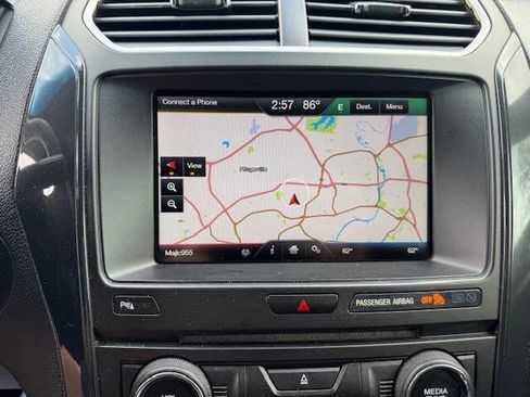 Used 2016 Ford Explorer XLT w/ Equipment Group 202A FWD image 51