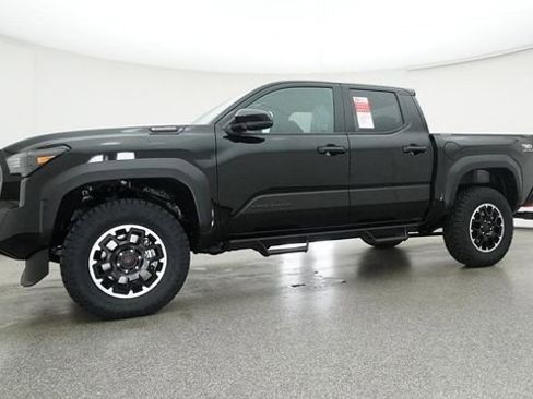 New 2025 Toyota Tacoma TRD Off-Road image 8