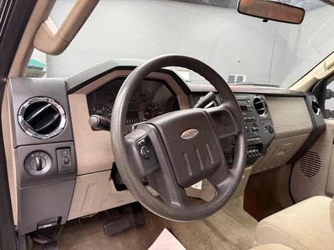 Used 2008 Ford F250 FX4 AWD/4WD image 9