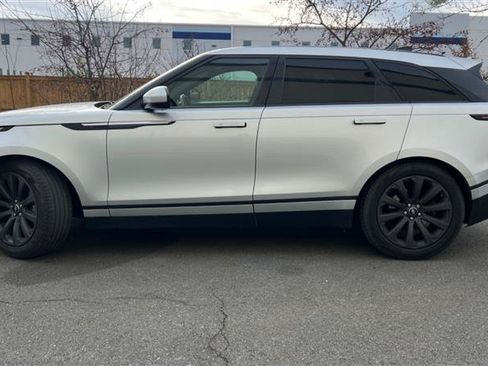 Used 2018 Land Rover Range Rover Velar S AWD/4WD image 12