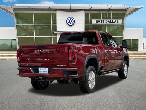 Used 2022 GMC Sierra 2500 Denali w/ Denali Ultimate Package AWD/4WD image 3