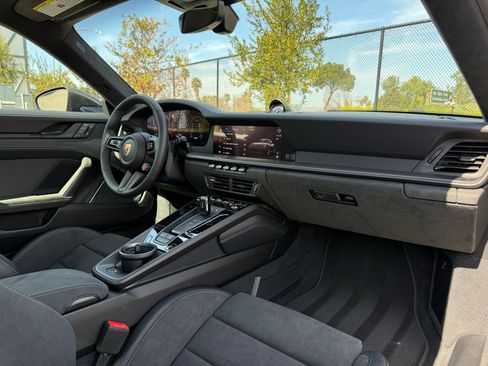 Certified 2026 Porsche 911 Carrera GTS image 28