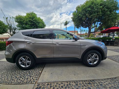 Used 2017 Hyundai Santa Fe Sport AWD/4WD image 4