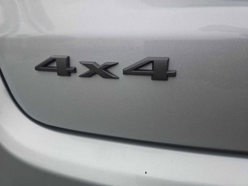 Used 2024 Jeep Compass Trailhawk AWD/4WD image 14