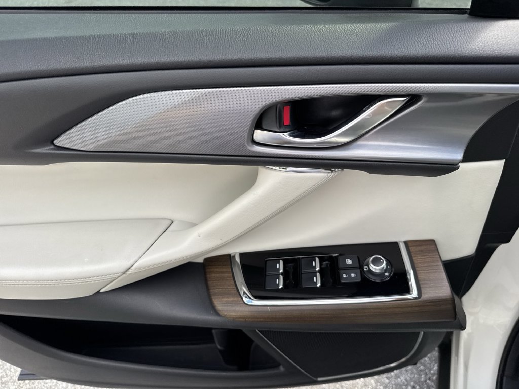 Certified 2023 MAZDA CX-9 Signature AWD/4WD image 40