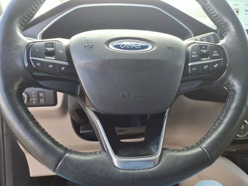 Used 2021 Ford Escape SE w/ Convenience Package AWD/4WD image 17