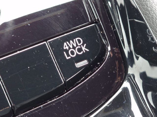 Used 2025 Jeep Compass Limited w/ High Altitude Package AWD/4WD image 17