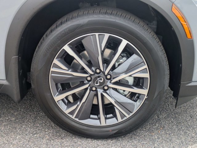 Used 2027 INFINITI QX60 Luxe w/ Cargo Package AWD/4WD image 11