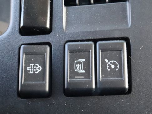 Used 2023 Chevrolet Low Cab Forward 5500XD image 13