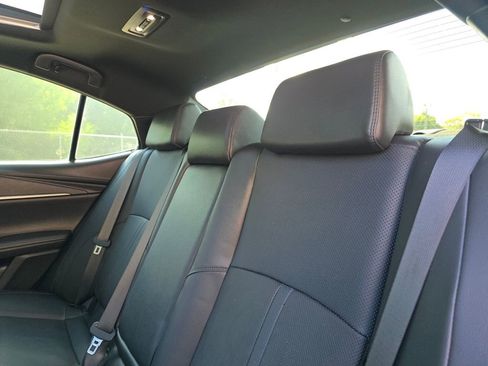 Used 2025 Toyota Camry XSE FWD image 20