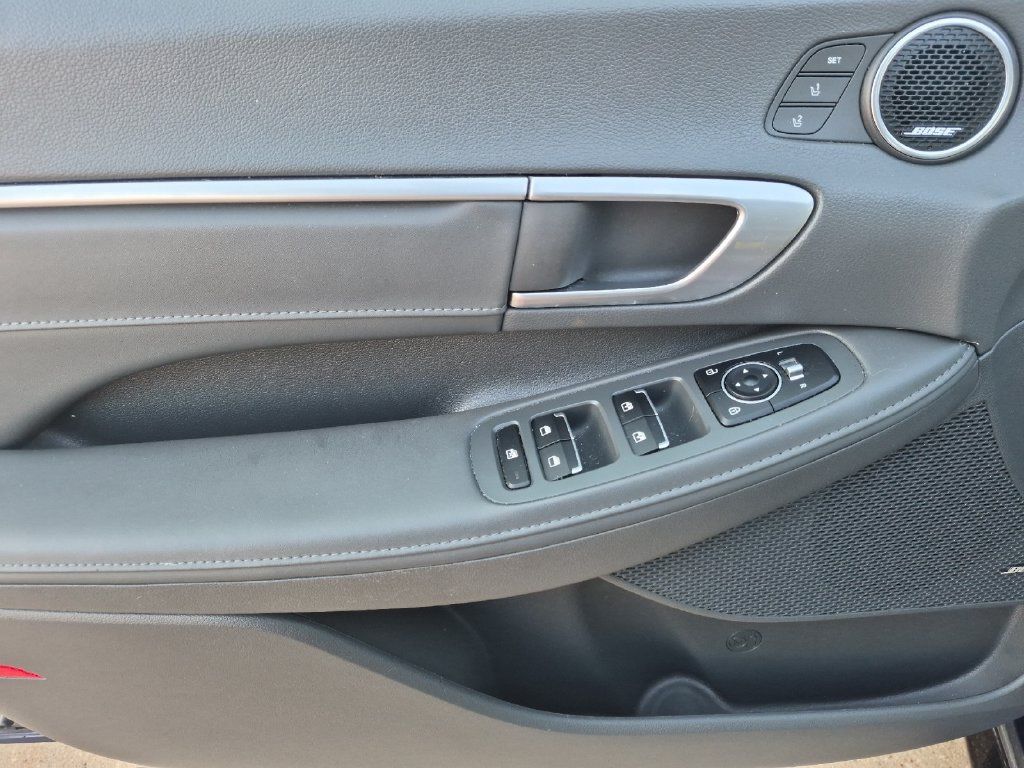 Used 2020 Hyundai Sonata Limited FWD image 11