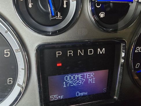 Used 2010 Cadillac Escalade ESV Premium AWD/4WD image 28