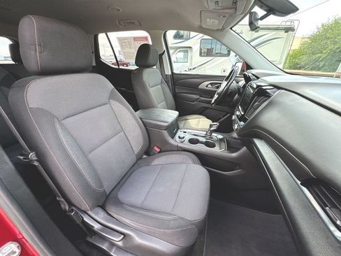 Used 2018 Chevrolet Traverse LT AWD/4WD image 26