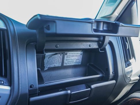 Used 2017 GMC Sierra 3500 SLT w/ Duramax Plus Package image 15